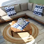 Seaside Apartman *